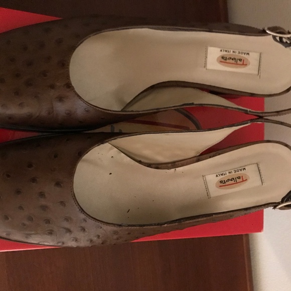 Brown leather sling back pumps from Talbots - Picture 3 of 5